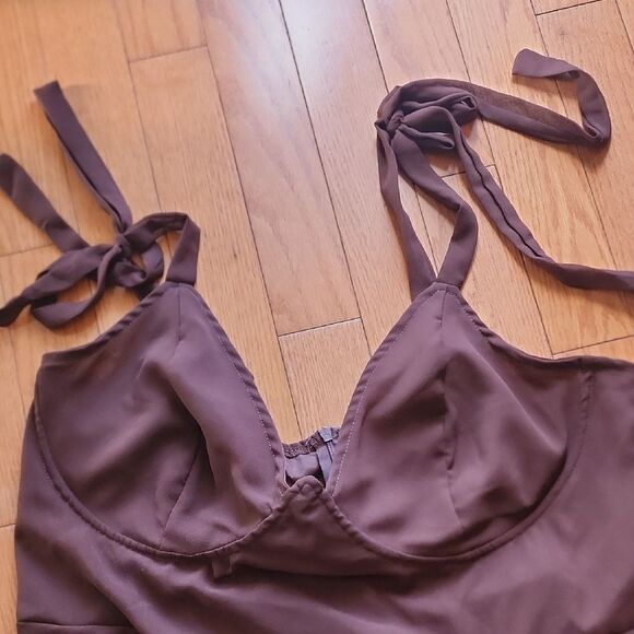 PrettyLittleThing Plus Chocolate Underwire Detail Draped Midi Dress - Women's 16 - Picture 3 of 4